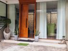Luxury House with Pool Facing Kahanthota Road Malabe