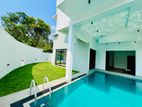 Luxury House With Pool For Sale In Battaramulla Diyawanna Gardens