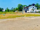 luxury land for sale in Athurugiriya H37