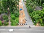 Luxury Land Road Facing Padukka Horana Bus