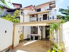 Luxury Modern 4 Bedrooms Solar Powered House Rent Nugegoda Mirihana