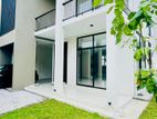Luxury Modern Home for Sale – Athurugiriya (Near Millennium City)