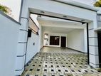 Luxury Modern House for Sale in Athurugiriya 🏠
