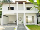 Luxury Modern House for Sale in Battaramulla, Pelawatte