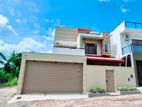 Luxury Modern House for sale in Piliyandala Gonamadiththa