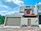 Luxury Modern House for sale in Piliyandala Gonamadiththa
