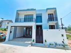 Luxury Modern House for sale in Piliyandala Kahathuduwa