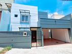 Luxury Modern House for sale in Piliyandala Miriswaththa