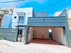 Luxury Modern House for sale in Piliyandala Miriswaththa