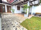 Luxury modern house sale athurugiriya