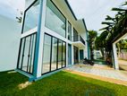 Luxury New House for Sale in Thalawathugoda