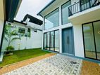 Luxury New House for Sale in Thalawathugoda