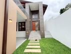 Luxury New House Sale in Battaramulla