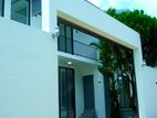 Luxury New Modern House in Talawatugoda