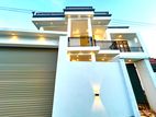 Luxury New Up House for Sale in Negombo Area