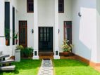 Luxury Residence for Sale on Dutugemunu Street ,Border of Colombo 6