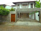 Luxury | Spacious House for sale in Battaramulla