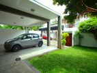 Luxury | Spacious House for sale in Battaramulla