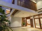 Luxury Spaciously Modern Home for Sale at Kesbewa Town