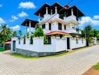 Luxury Three Storey House Available in Gampaha Yakkala