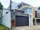 Luxury Three Story House For Sale In Piliyandala