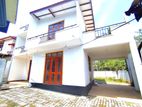 Luxury Two Sorey House for Sale in Kahathuduwa