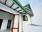 Luxury Two-Storey Home for Sale in Athurugiriya