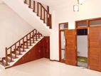 Luxury Two Storey House In Near The 120 Road Piliyandala