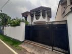 Luxury Two Storied House for Rent in Ja Ela Ekala