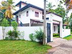 Luxury Two Story 5 Br House for Sale in Athurugiriya