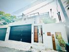 Luxury Two Story House for Sale in Thalawathugoda Junction