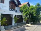 Luxury Villa For Rent Off Gateway College Nawala [ 2250C ]
