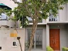 luxury Villa house rent in Kahathuduwa