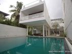 Luxury Villa Type House for Sale in Battaramulla