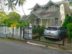 Luxury Villa type House for Sale in Thalawathugoda THA005H