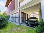 Luxury Well Maintained House From Moratuwa