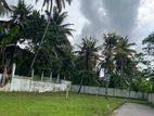 මාකුඹුර ඉඩම්