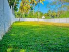 මාකුඹුරට නුදුරින් වටිනා ඉඩමක් විකිණීමට