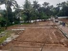 மாத்தளை நகர எல்லைக்குள் குடியிருப்பு காணிகள் விற்பனைக்கு