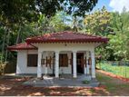 මාවතගම ප්‍රදේශයෙන් අගනා නිවසක් කුරුණෑගල