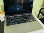 Apple Mac Book Air M1