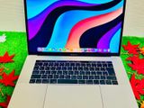 Mac Book Pro Core i7 RAM 16GB/SSD 2TB/MODEL 2016