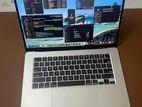 MacBook Air 15" M4 24GB RAM 512G SSD