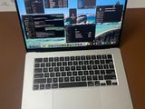 MacBook Air 15" M4 24GB RAM 512G SSD