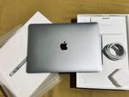 Apple Macbook Air (1TB)