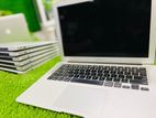 Macbook Air (2017) 13 INCH | Intel I5 +8GB RAM -128GB Ssd