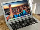 Apple Macbook Air 2017 (256GB SSD)