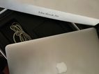 Macbook Air 2017 8GB 256GB