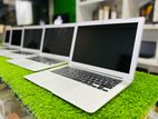 MacBook Air 2017 - Intel i5 8GB RAM -256GB SSD +13 Inch