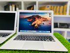 MacBook Air 2017 - Intel i5 8GB RAM -256GB SSD /13 Inch
